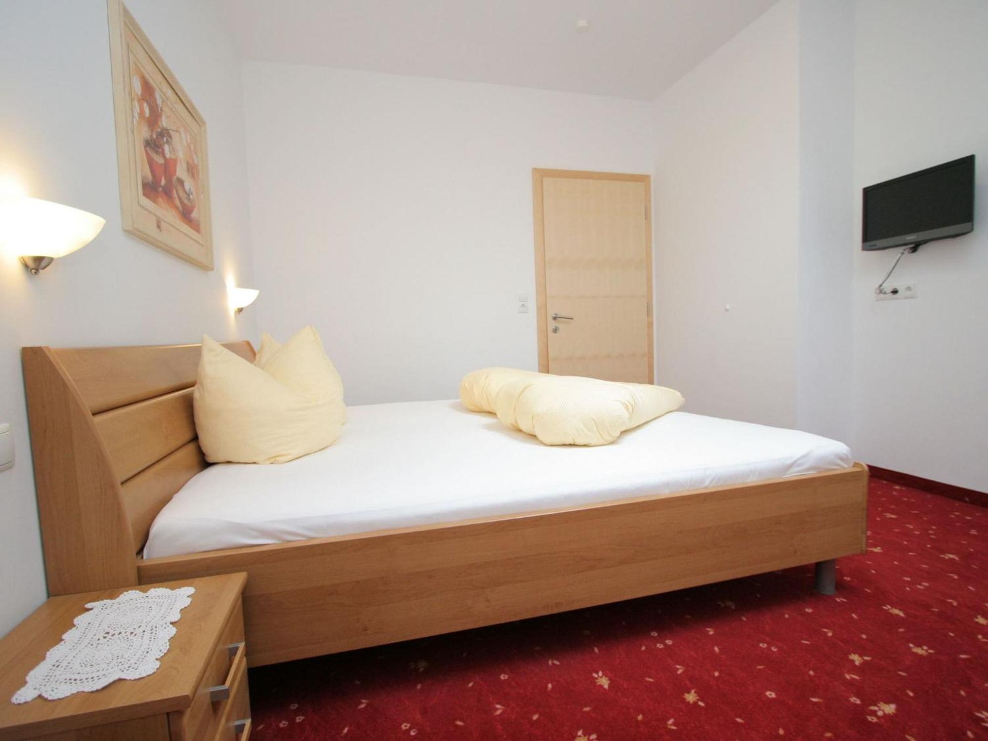 Spacious Holiday Flat Close To The Ski Area Uderns Eksteriør billede