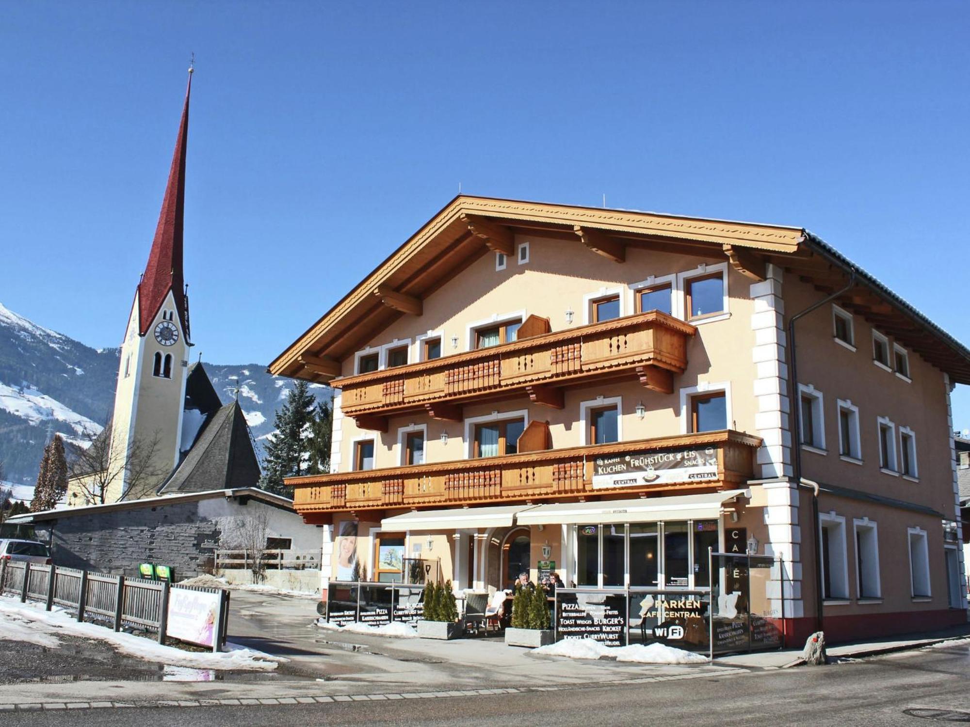 Spacious Holiday Flat Close To The Ski Area Uderns Eksteriør billede