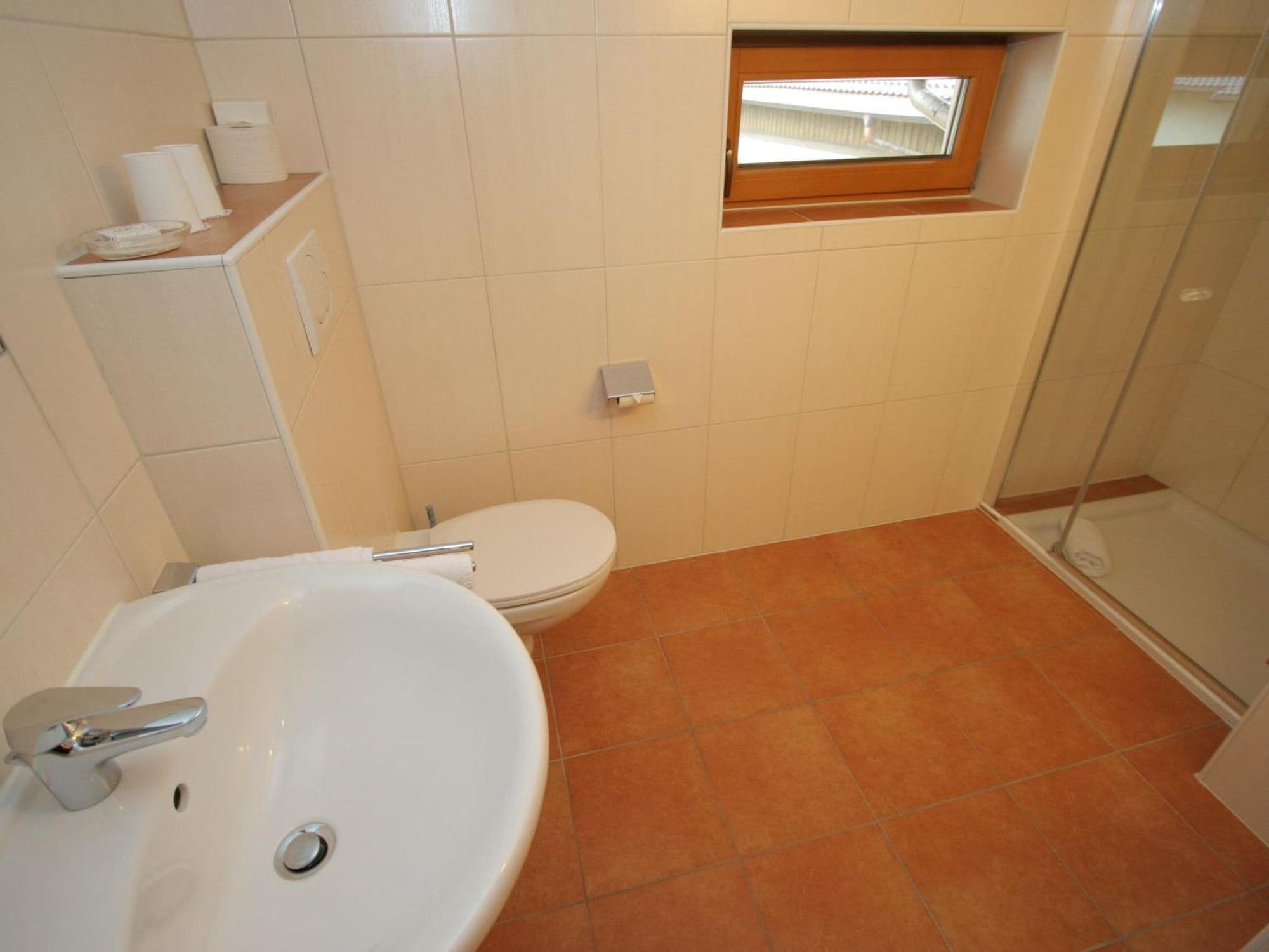 Spacious Holiday Flat Close To The Ski Area Uderns Eksteriør billede